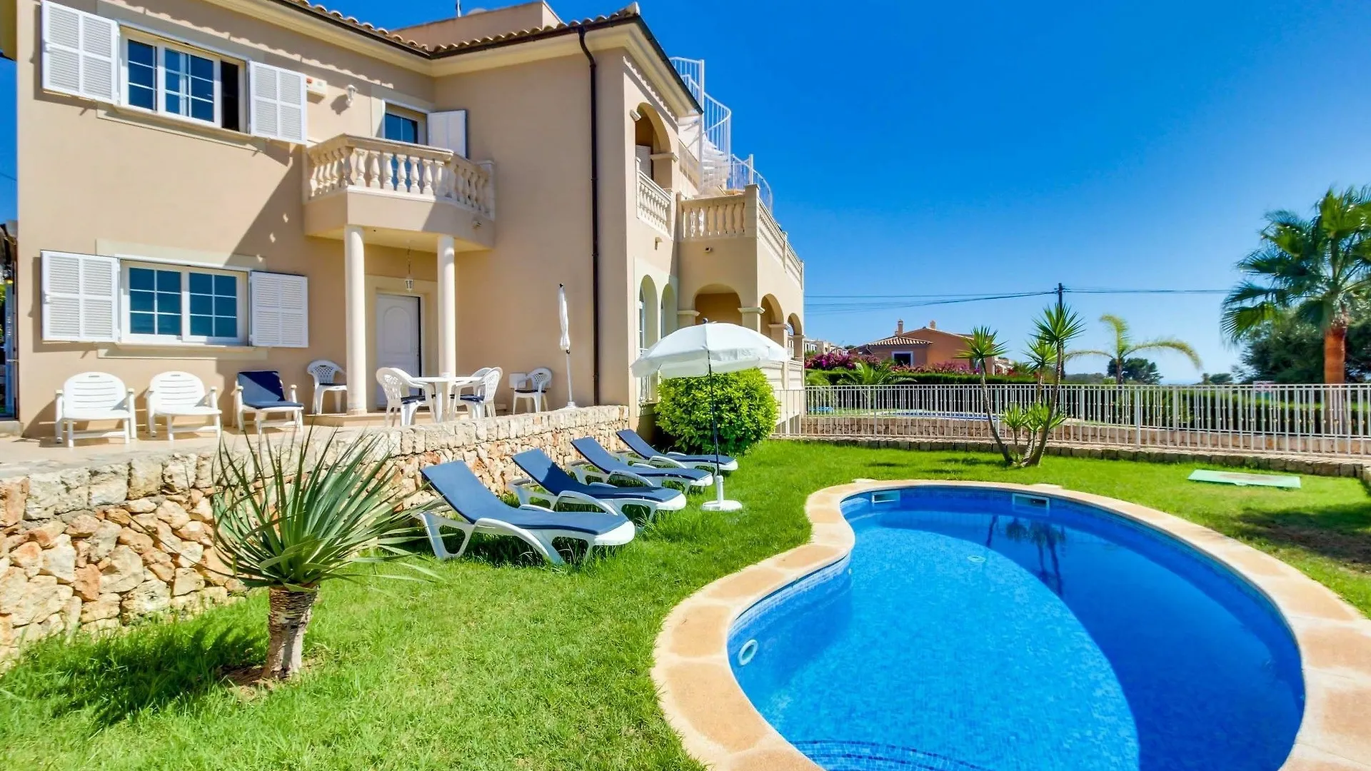 Villa Bonavista Badia Blava